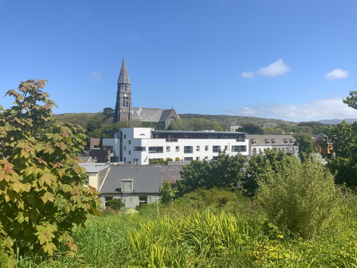 Courthouse View Penthouse 2 Apartman Clifden Kültér fotó